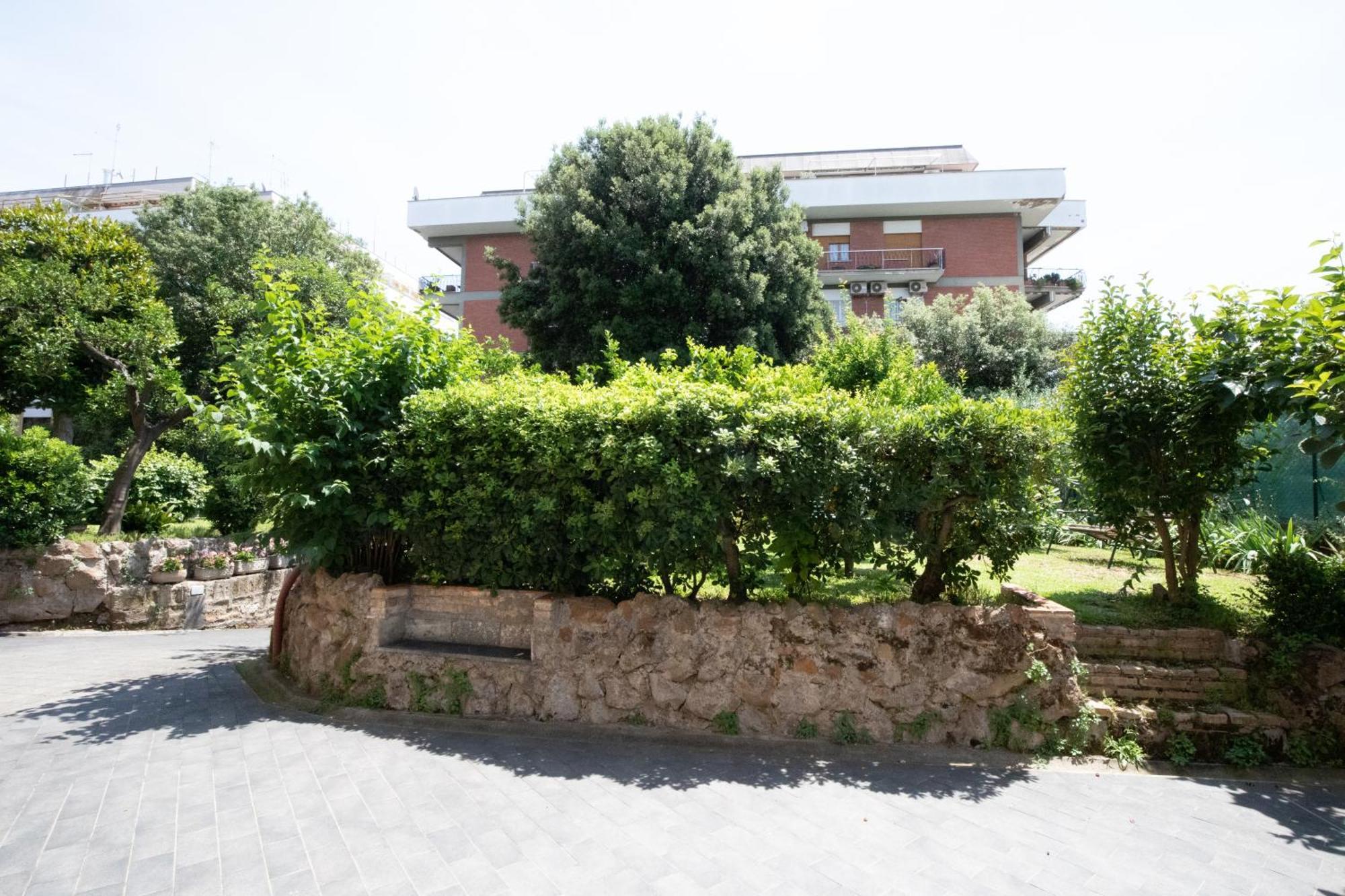 Domus Cordara - Splendido Appartamento Nel Verde Rome Bagian luar foto